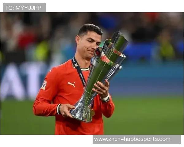 C罗再显神威摩根盛赞41岁进球机器续写传奇篇章