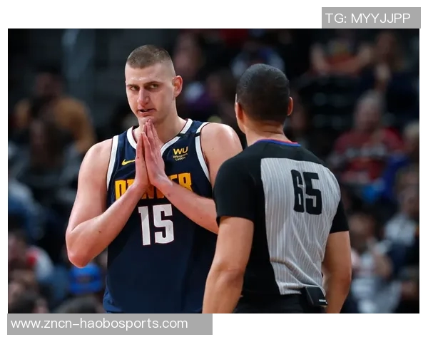 约基奇上半场表现稳健14分7板3助1帽助球队压制基昂特乔治 约基奇上半场表现稳健14分7板3助1帽助球队压制基昂特乔治